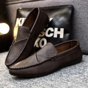 Moccasins for men, rubber sole, walking shoes-Brown