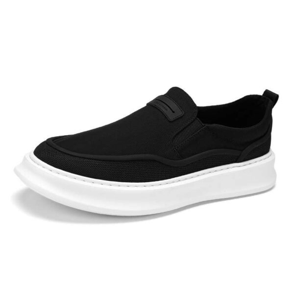 Breathable light-weight thick-soled casual shoes