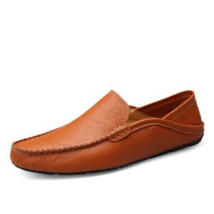 Slip-on driving moccasins brown