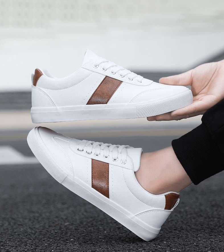 Koonexy-White-sneakers-in-feet.